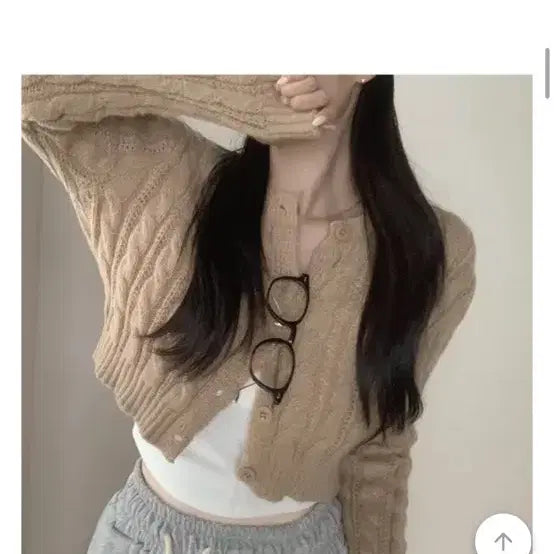 [BUNJANG] Beige Cable Knit Cropped Cardigan / 베이지 꽈배기 크롭 가디건