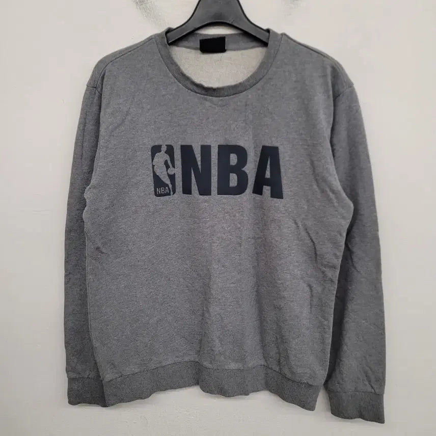 [BUNJANG] NBA Sweatshirt (Size L) / [100/L] NBA 맨투맨