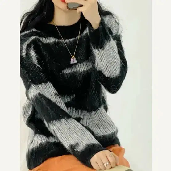 [BUNJANG] Fleece Lined Striped Knit Sweater / 기모 스트라이프 니트