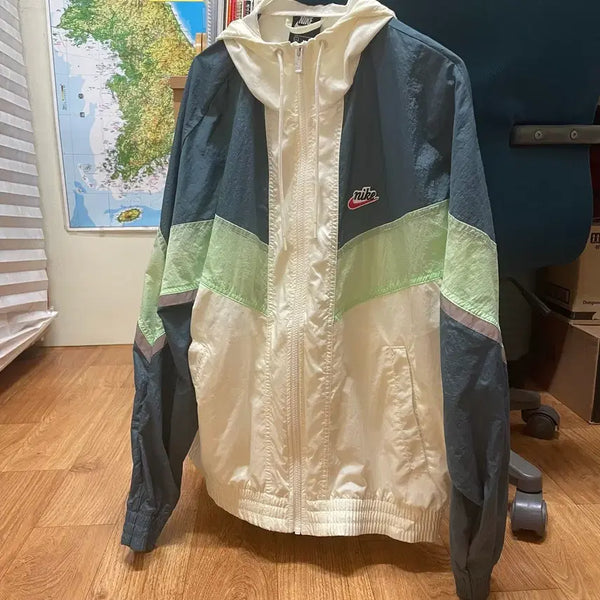 [BUNJANG] Nike Windbreaker / 나이키 바람막이