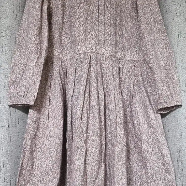 [BUNJANG] Floral Pattern Dress / 매력적인 플라워 패턴 원피스