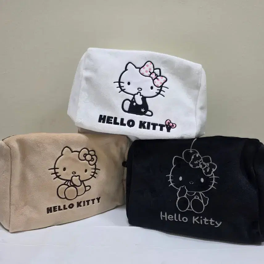 [BUNJANG] Hello Kitty Pouch - White, Black, Beige / 헬로키티 파우치 화이트 블랙 베이지 따뜻한 가을파우치
