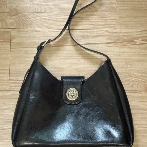 [BUNJANG] Lemaire Sac De Fontaines Large Shoulder Bag / 루에브르 삭 드 퐁텐느 라지
