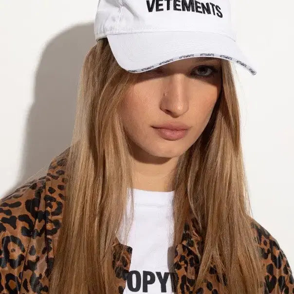 [BUNJANG] VETEMENTS Cotton Baseball Cap / 베트멍 볼캡