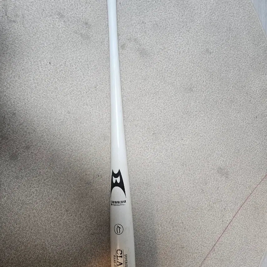 [BUNJANG] BASH Maple Wood Baseball Bat 33.5 inch 840g Middle Top / 베쉬 나무배트 33.5인치 840그람 미들탑