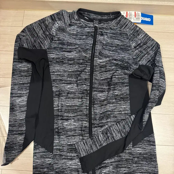 [BUNJANG] Arena Grey Zip-Up Rash Guard / [새상품] 아레나 그레이 짚업 래시가드