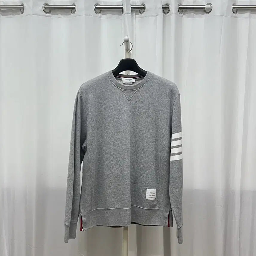 [BUNJANG] Thom Browne Grey Diagonal Stripe Sweatshirt / [정품/빅사이즈/S+] 6 톰브라운 사선완장 맨투맨 그레이