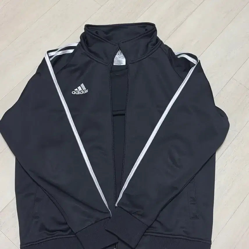 [BUNJANG] Adidas Jersey (Size M) / 아디다스 져지