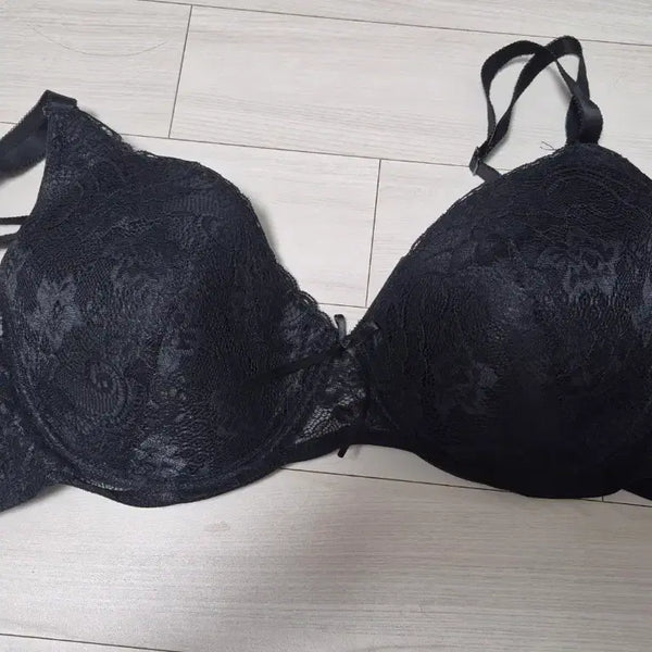 [BUNJANG] 80E Bra / 80E 브래지어 판매합니다