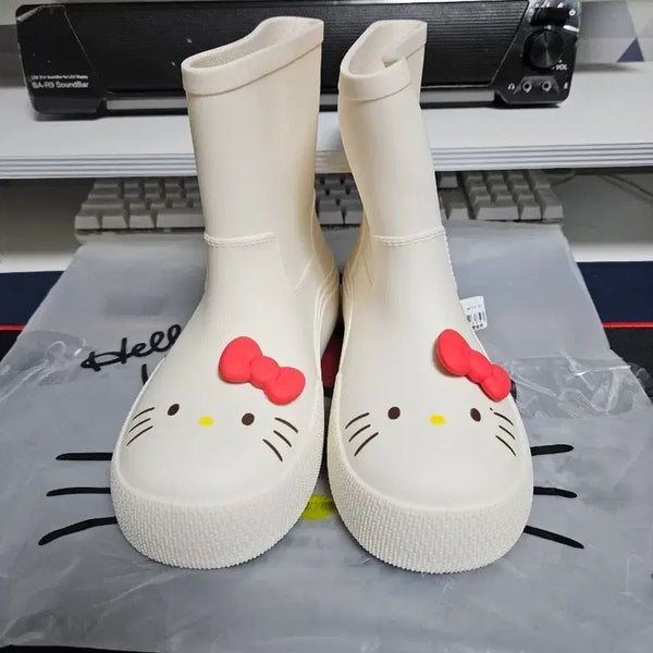 [BUNJANG] Hello Kitty Ivory Rain Boots / 헬로키티 아이보리 레인부츠 240 팝니다