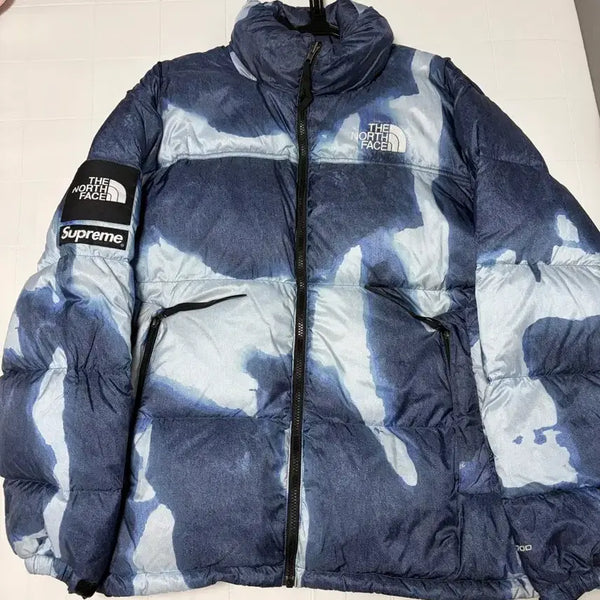 [BUNJANG] Supreme The North Face Bleached Denim Nuptse Jacket / 슈프림 노스페이스 블리치드 눕시 데님