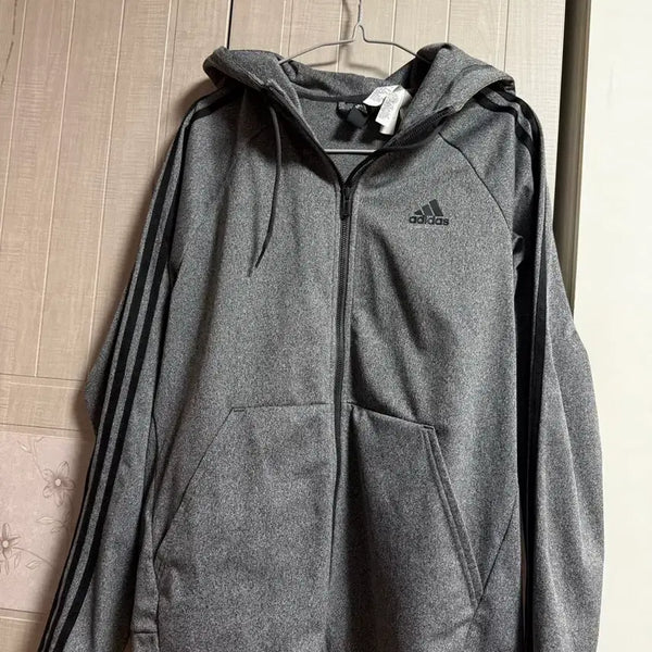[BUNJANG] Adidas Jacket Size 100 / 아디다스 자켓 100