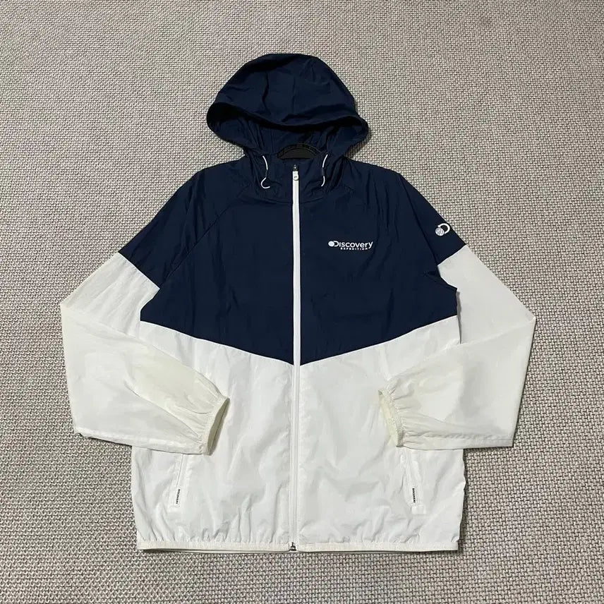 [BUNJANG] Discovery Channel Expedition Windbreaker Jacket M / M 디스커버리 바람막이 자켓 B.6892