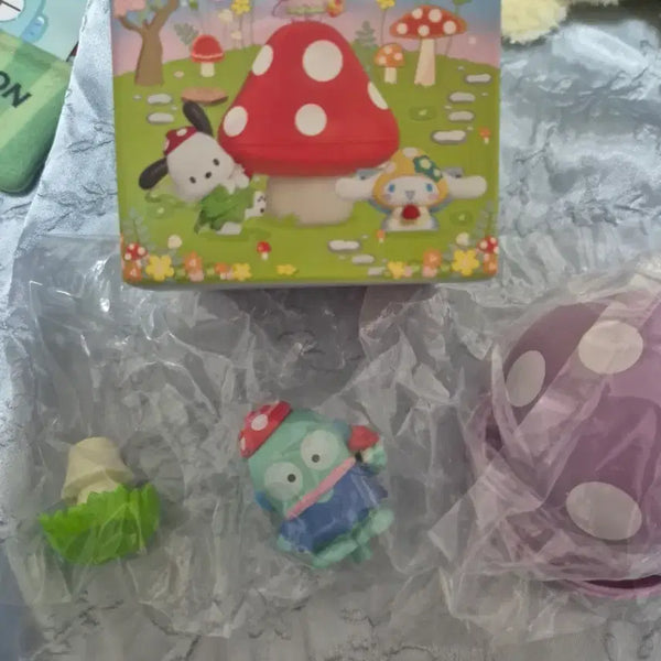 [BUNJANG] Sanrio Hangyodon Mushroom Figure / 산리오 버섯피규어 한교동