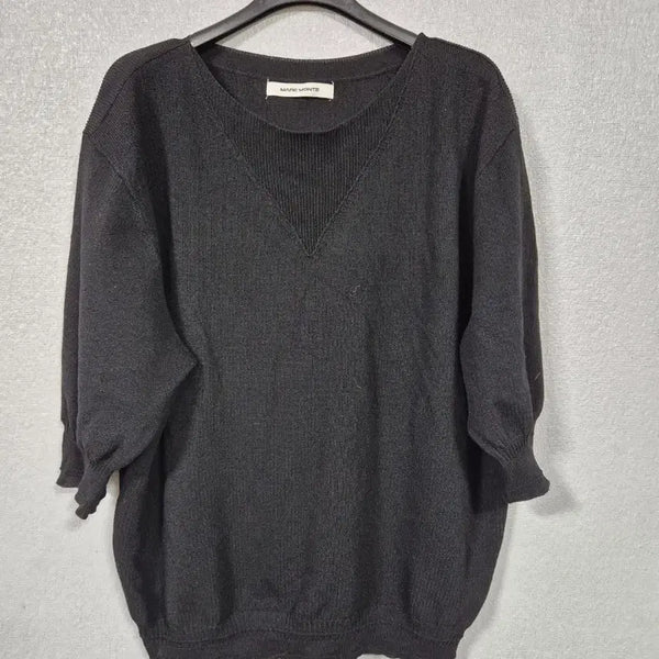 [BUNJANG] Maremante V-Neck Rayon Knit Black One Size / 마레몬떼 브이넥 레이온니트 블랙 프리