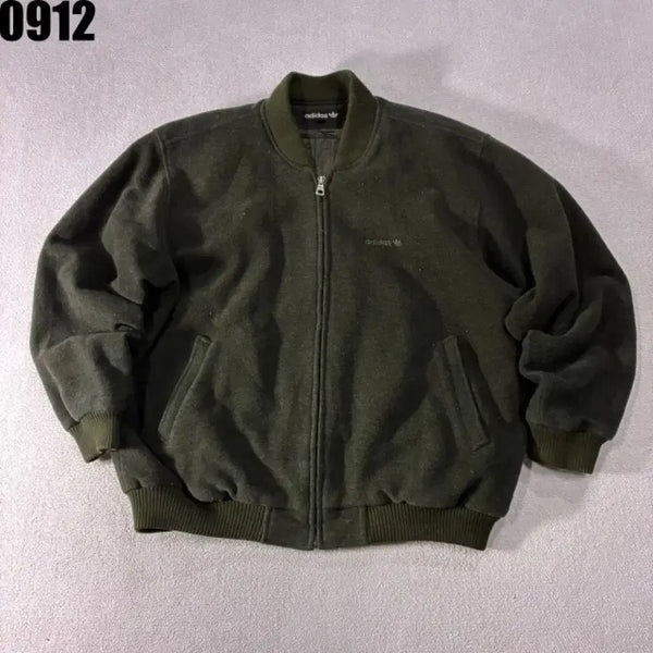 [BUNJANG] Adidas Khaki Jumper (L) / 아디다스 점퍼 카키 L