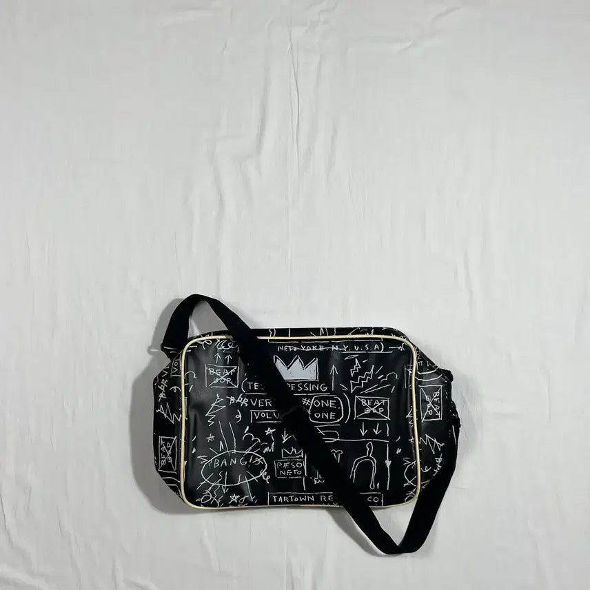 [BUNJANG] Jean-Michel Basquiat Crossbody Bag / 장미쉘바스키아 basquiat 크로스백 가방