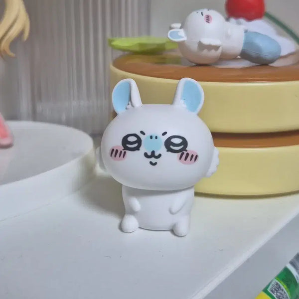 [BUNJANG] Chiikawa Interior Mini Figure Momonga / 먼작귀 치이카와 인테리어 미니피규어 모몽가 피규어
