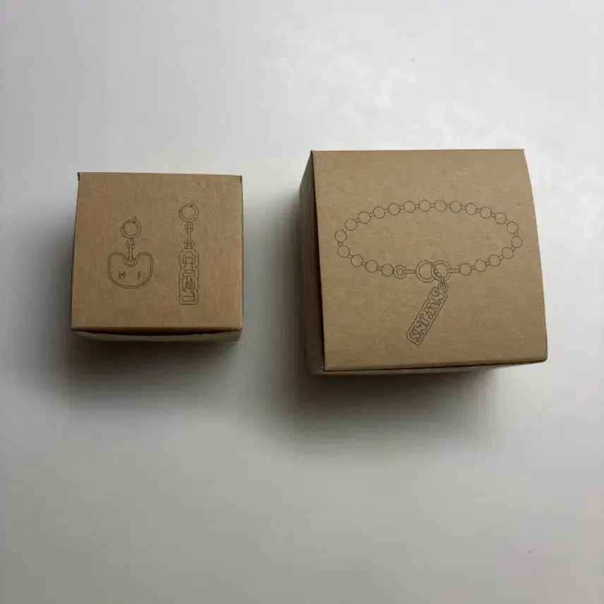 [BUNJANG] NewJeans Hyein Bracelet Set / 급전, 마지막 가격내림) 뉴진스 팔찌 혜인 세트