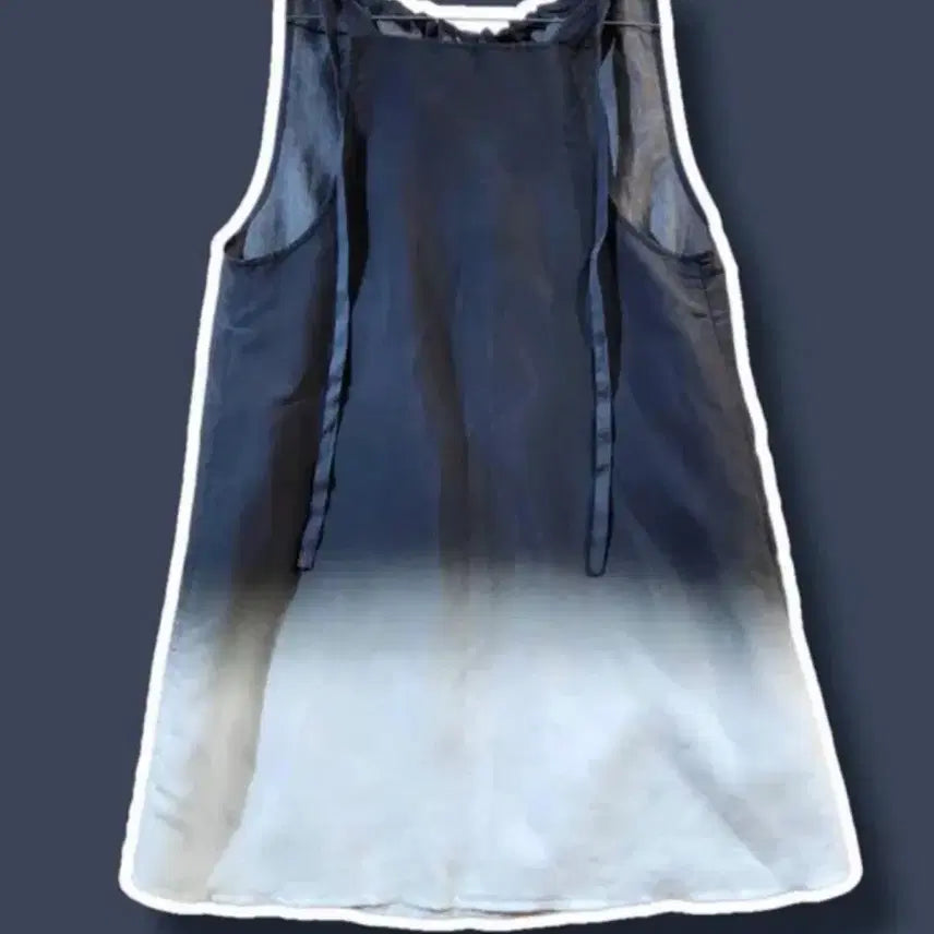 [BUNJANG] COS Deep Dye Halterneck Sleeveless Top Size 32 / 코스 딥다이 홀터넥 슬리브리스 32