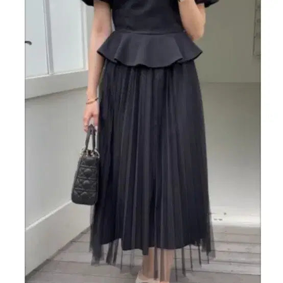 [BUNJANG] Shoulder Puff Long Dress / 샤스커트 / 롱원피스 / 새상품