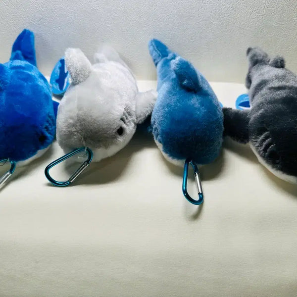 [BUNJANG] Shark Moving Plush Keychain / 부들부들 폭신폭신 상어 무빙 인형 키링, 일본 상어 인형 레트로 고전