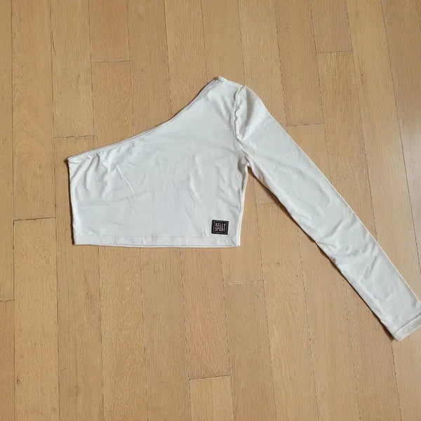 [BUNJANG] Kellisports One-Shoulder Cropped Long Sleeve Top / 켈리스포츠 폴웨어 폴댄스 의상 원숄더크롭 스포츠댄스복 요가 필라테스