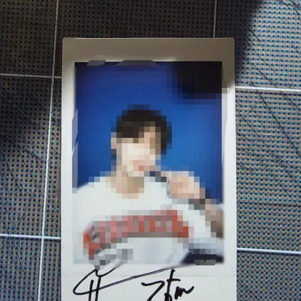 [BUNJANG] VERIVERY Yoongyeon Signed Polaroids / 베리베리 유강민 싸인폴라 판매