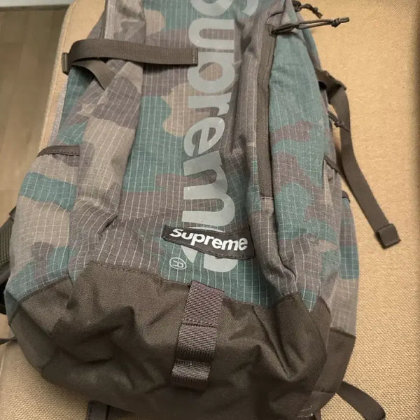 [BUNJANG] Supreme Woodland Camo Backpack / 슈프림 우드랜드카모 백팩