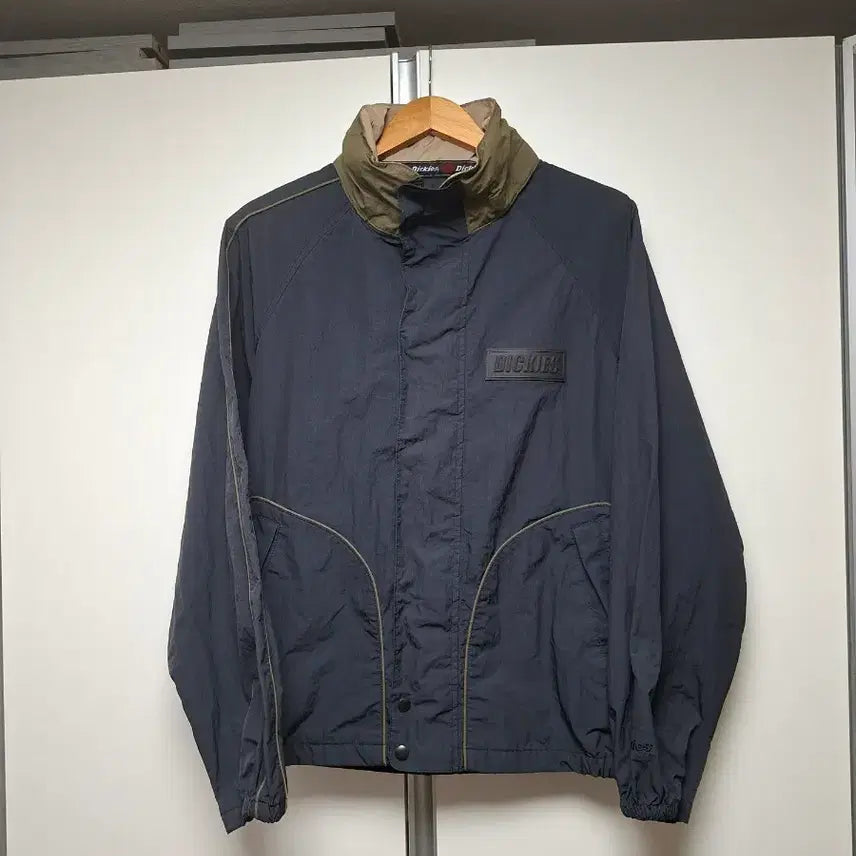 [BUNJANG] Dickies Windbreaker Jacket / 디키즈 바람막이 자켓 (무료배송)