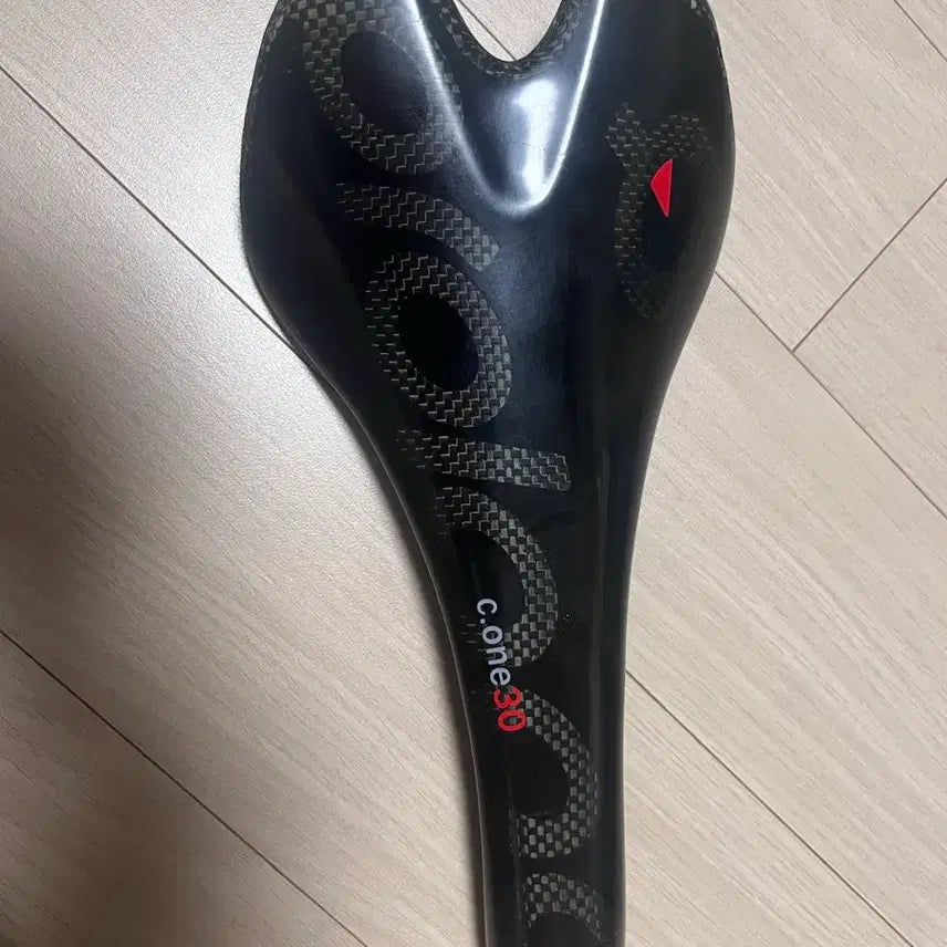 [BUNJANG] Prologo c.one30 Carbon Saddle / 프롤로고c.one30 카본안장