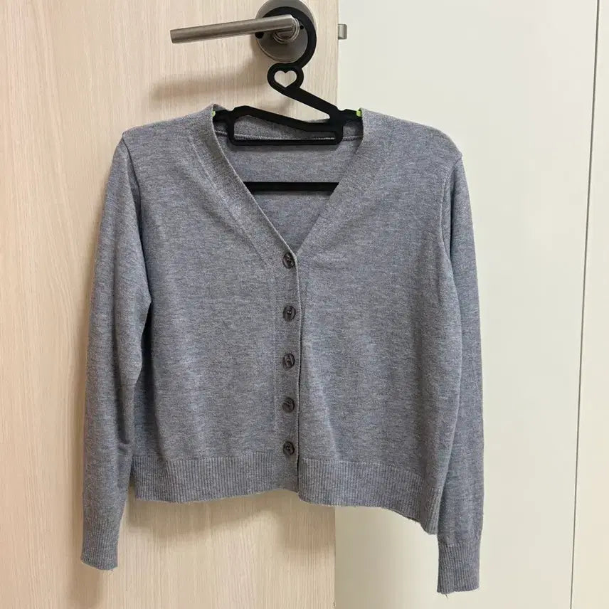 [BUNJANG] Gray Cropped Cardigan / 그레이 크롭 가디건