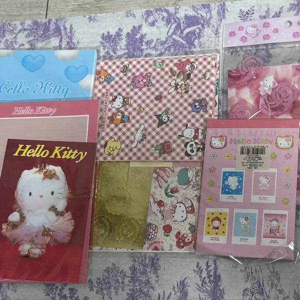 [BUNJANG] Hello Kitty Bundle Set / 헬로키티 일괄판매 (뒷장도잇습니당)