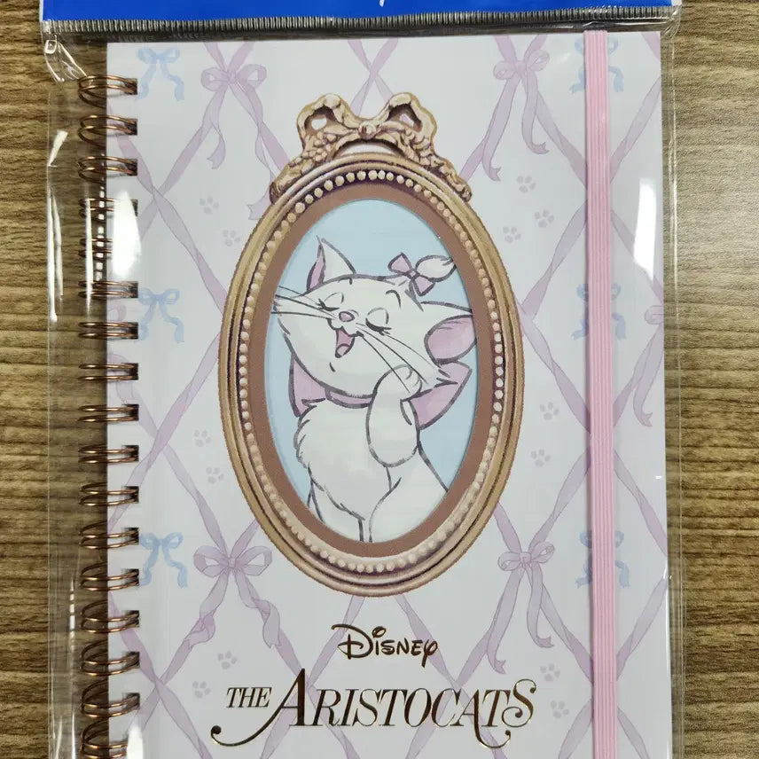 [BUNJANG] Tokyo Disneyland Marie Cat Notebook / 도쿄 디즈니랜드 마리 노트
