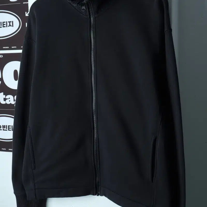 [BUNJANG] Uniqlo Zip-Up Windbreaker Jumper Jacket / (XL) 유니클로 집업 바람막이 점퍼자켓 U라인 풀집업-H39071