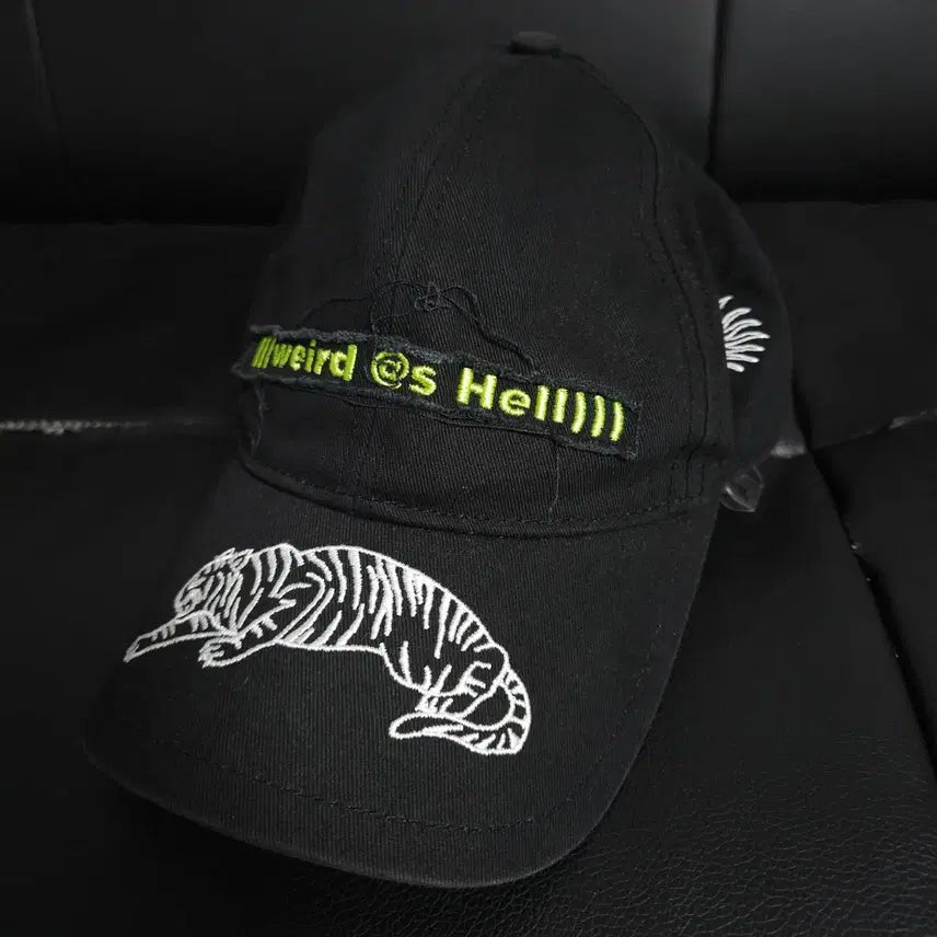 [BUNJANG] Diesel Tiger Embroidery Ball Cap / 디젤 호랑이 자수 볼캡