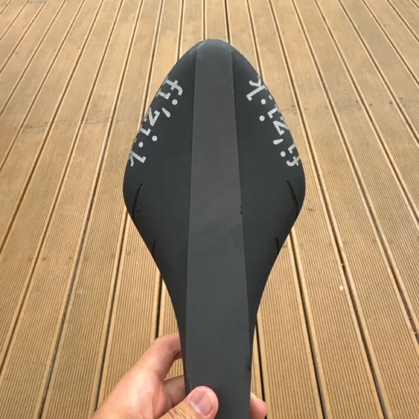 [BUNJANG] Fizik Aliante R3 Saddle / 피직 아리오네 r3 안장