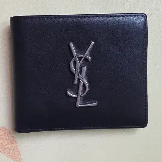 [BUNJANG] Saint Laurent Bifold Wallet / 입생로랑 반지갑