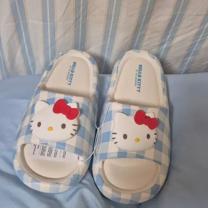 [BUNJANG] Hello Kitty Checkered Slippers / 헬로키티 체크슬리퍼 새상품 235-240