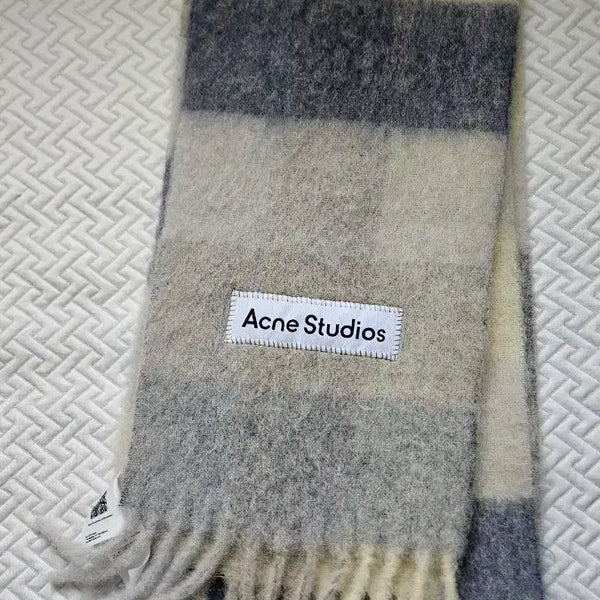 [BUNJANG] Acne Mohair Scarf / 아크네 모헤어 목도리
