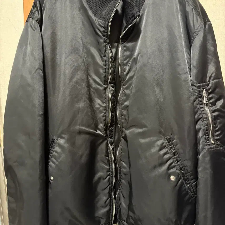 [BUNJANG] Black Bomber Jacket / 항공점퍼