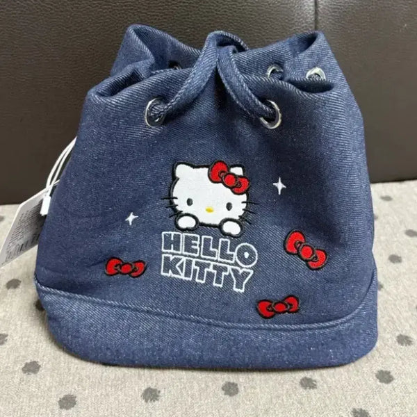 [BUNJANG] Hello Kitty Denim Drawstring Bag / *새상품)헬로키티 가방 데님복조리백