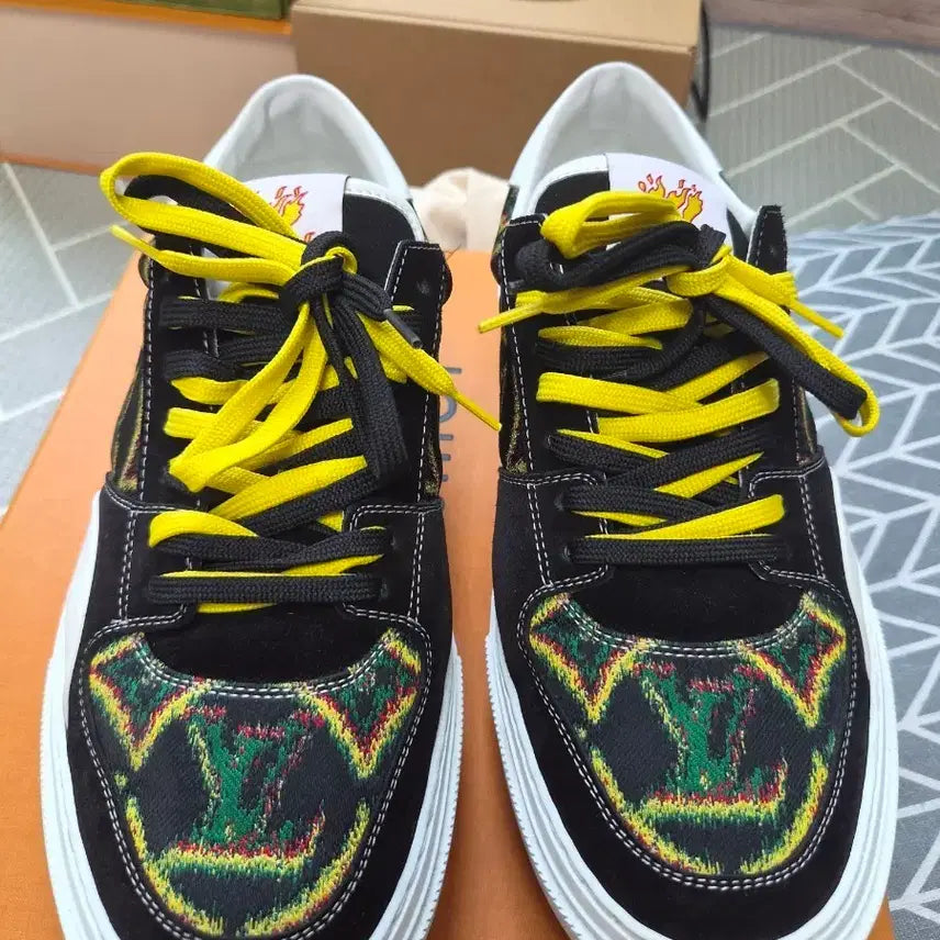 [BUNJANG] Louis Vuitton Sneakers Size 8.5 / 루이비통 스니커즈 8.5사이즈 판매합니다