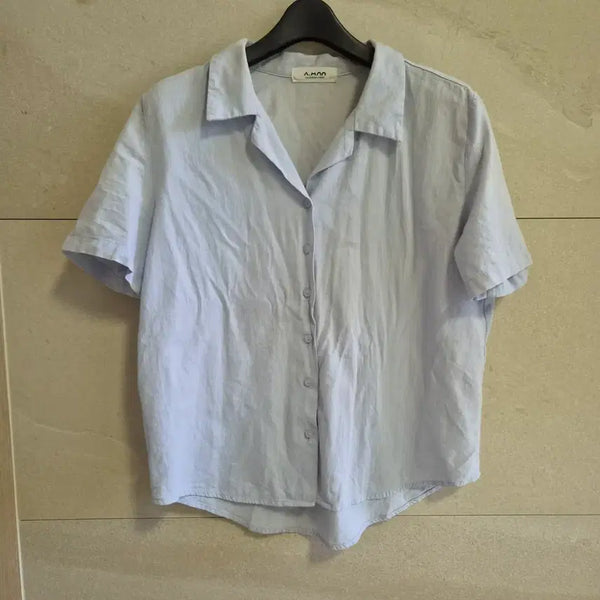 [BUNJANG] ATTRANGS V-Neck Short Sleeve Shirt / 아뜨랑스 브이넥 반팔셔츠