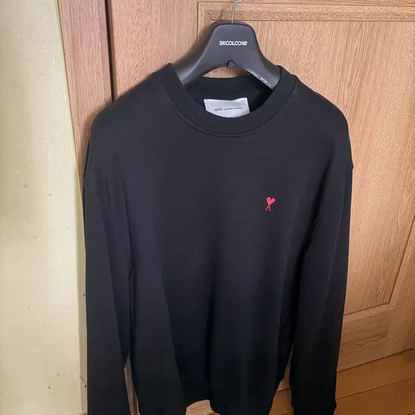[BUNJANG] AMI Black Sweatshirt Size S / 아미 맨투맨 s사이즈 판매
