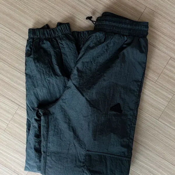 [BUNJANG] Adidas Training Pants Khaki / 아디다스 트레이닝 팬츠 카키