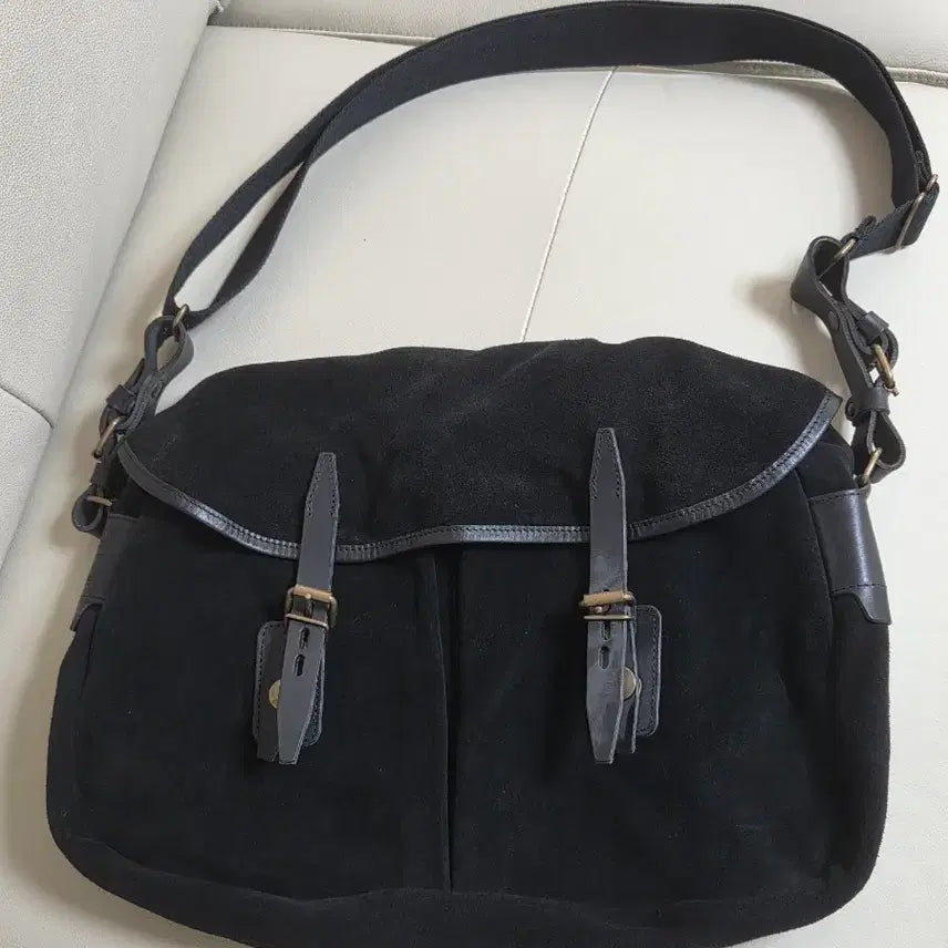 [BUNJANG] Bluedef. Museut Bag Suede Black / 블루드쇼프 뮤제트백 스웨이드 블랙 s