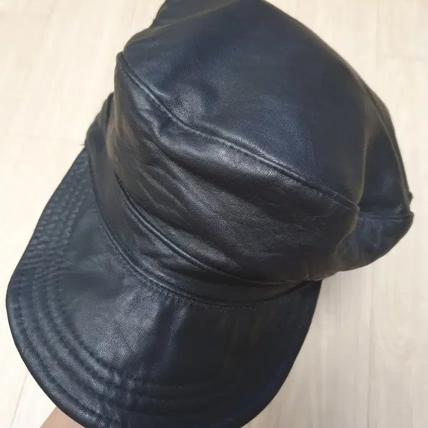 [BUNJANG] General Idea Real Leather Hunting Cap / 제너럴아이디어 리얼 가죽 헌팅캡 모자