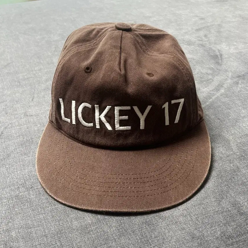 [BUNJANG] Lickey Brown Ball Cap / LICKEY 리키 브라운 볼캡