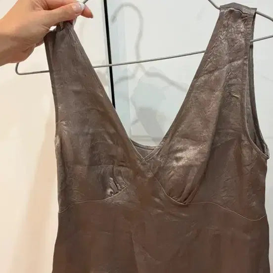 [BUNJANG] GED Silk Sleeveless Blouse / 게드 GED 실크 블라우스 나시
